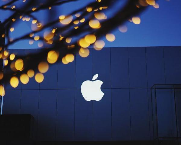 Каким будет следущий крупный проект от Apple?</p>
<p>/ Ноутбуки, планшеты и электронные книги / iXBT Live