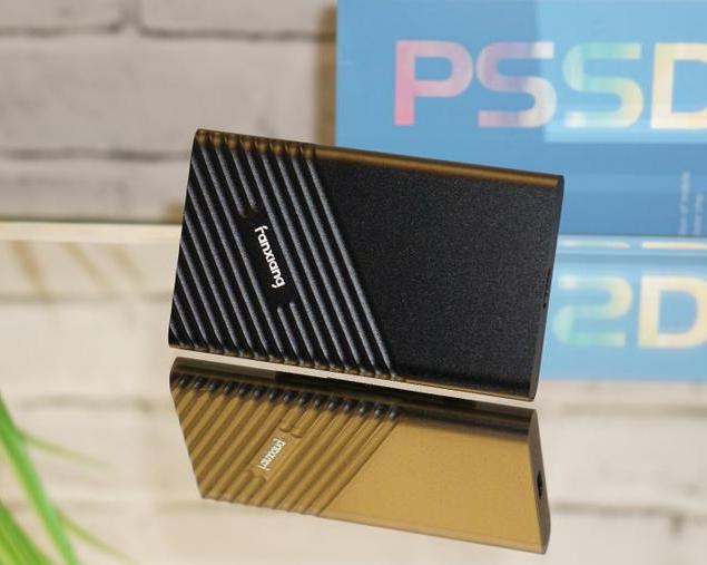 Мал, да удал. Обзор портативного твердотельного накопителя Fanxiang PS2000W (до 20 ГБ/с) / Хранение данных / iXBT Live